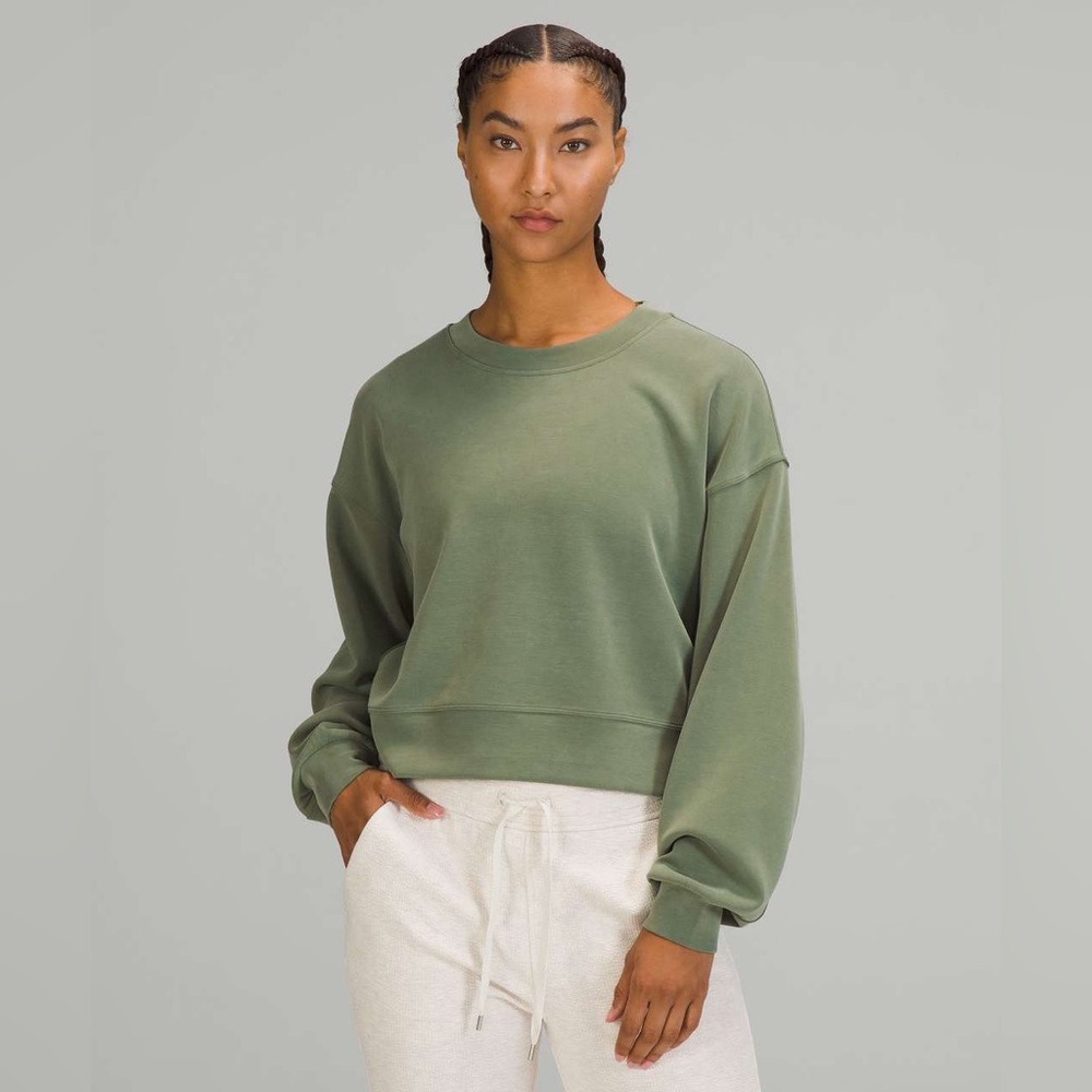 SOLD | Lululemon Perfectly Oversized Cropped Crew *Softstreme Green Twill - Picture 1 of 5